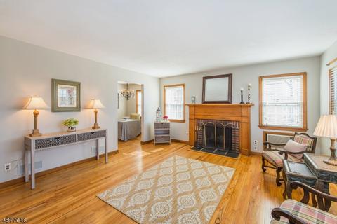 18 Hilltop Ter, Wayne, NJ 07470 photo 2