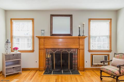 18 Hilltop Ter, Wayne, NJ 07470 photo 4