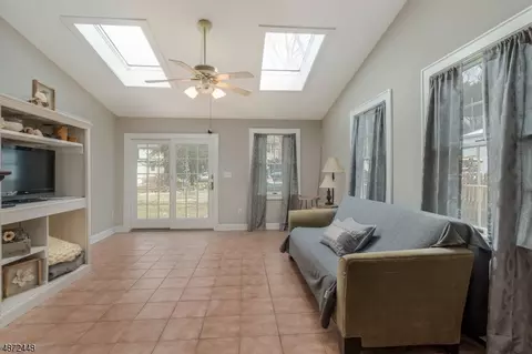 9 E Main St, High Bridge, NJ 08829 photo 6
