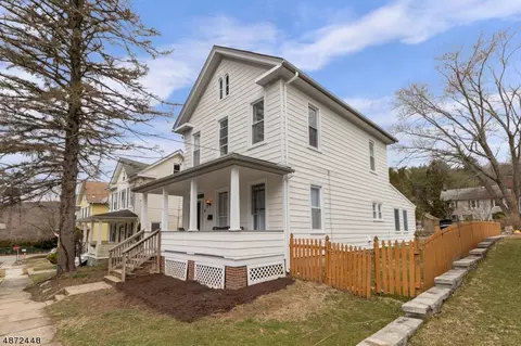 9 E Main St, High Bridge, NJ 08829 photo 2