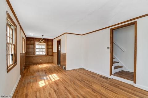 90 Mac Arthur Dr, Edison, NJ 08837 photo 4