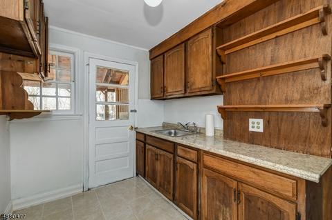90 Mac Arthur Dr, Edison, NJ 08837 photo 5