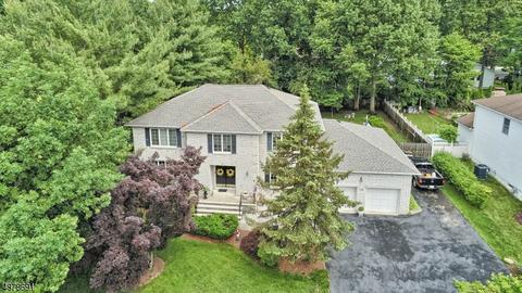 49 Hubbardton Rd, Wayne, NJ 07470 photo 1