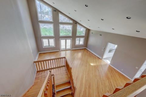 466 E Saddle River Rd, Upper Saddle River, NJ 07458 photo 12