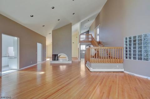 466 E Saddle River Rd, Upper Saddle River, NJ 07458 photo 11