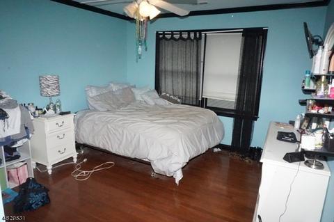 80 Thomas Dr, Clark, NJ 07066 photo 14