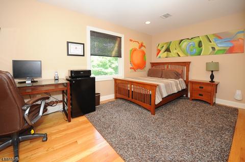 2 Herfort Rd, Wayne, NJ 07470 photo 17