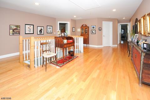 2 Herfort Rd, Wayne, NJ 07470 photo 13