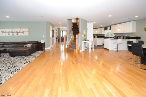 2 Herfort Rd, Wayne, NJ 07470 photo 8