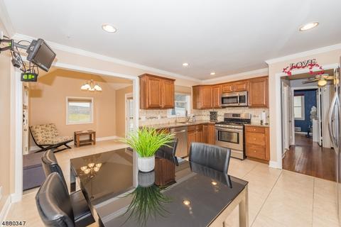 52 William St, Dover, NJ 07801 photo 9