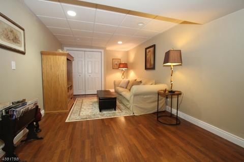 3 Dipippo Ct, Waldwick, NJ 07463 photo 7
