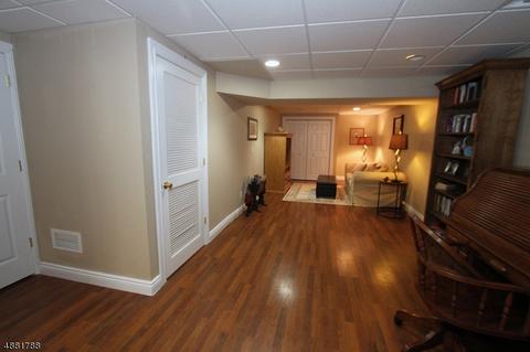 3 Dipippo Ct, Waldwick, NJ 07463 photo 23