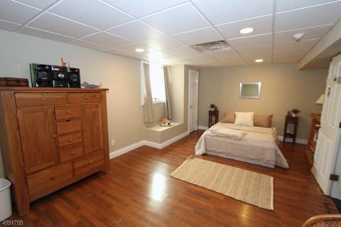 3 Dipippo Ct, Waldwick, NJ 07463 photo 21