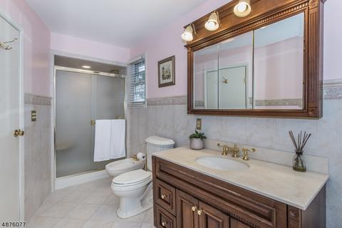 99 Berkeley Ave, Bloomfield, NJ 07003 photo 13