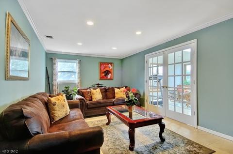 33 Kossuth Pl, Wayne, NJ 07470 photo 7
