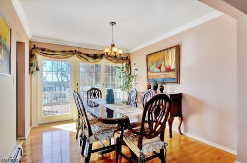 33 Kossuth Pl, Wayne, NJ 07470 photo 3