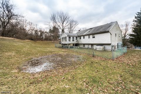 12 Rolling View Dr, Hackettstown, NJ 07840 photo 3