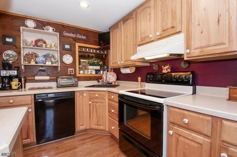 41 Ridge Pl, Wayne, NJ 07470 photo 4