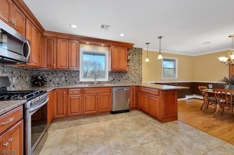 12 Studer Rd, Clinton, NJ 08809 photo 4