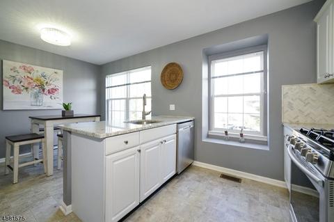 12 Clark Ct, Bernards, NJ 07920 photo 8