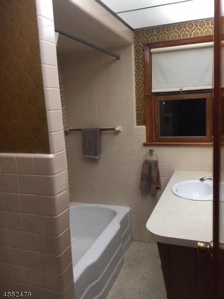 151 Linden Rd, Wayne, NJ 07470 photo 10