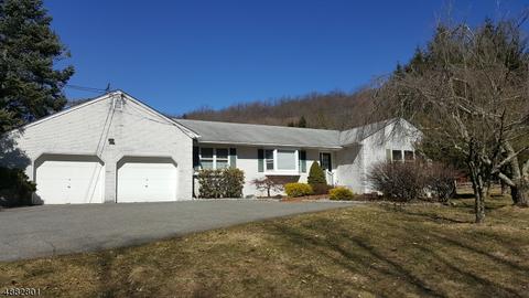19 Ryan Rd, Hackettstown, NJ 07840 photo 2