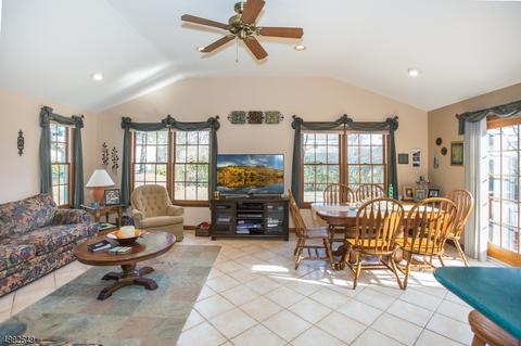 15 Huff Rd, Wayne, NJ 07470 photo 9
