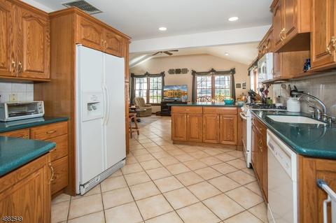 15 Huff Rd, Wayne, NJ 07470 photo 7