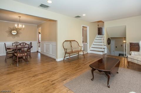 15 Huff Rd, Wayne, NJ 07470 photo 3
