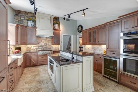 57 Winchip Rd, Summit, NJ 07901 photo 2