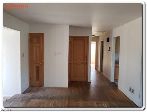 818 Highland Ave, Paramus, NJ 07652 photo 5