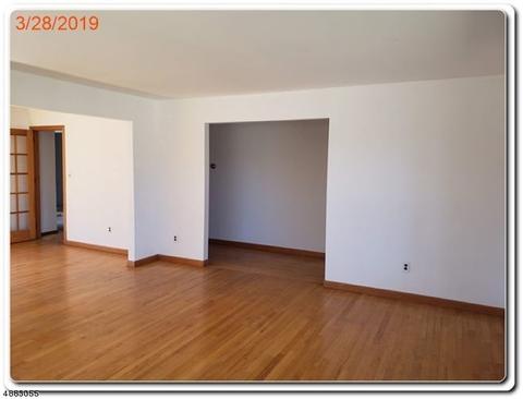 818 Highland Ave, Paramus, NJ 07652 photo 3