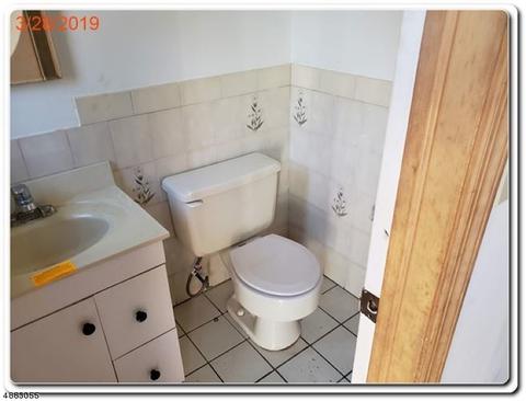 818 Highland Ave, Paramus, NJ 07652 photo 13