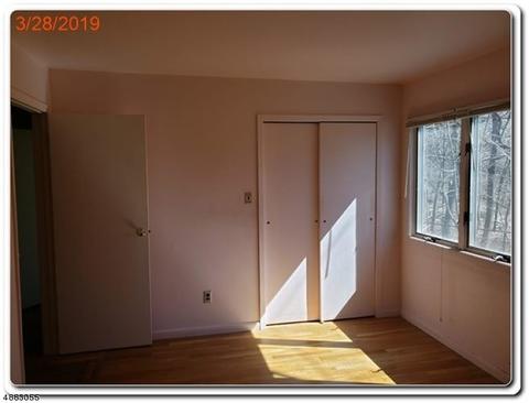 818 Highland Ave, Paramus, NJ 07652 photo 22