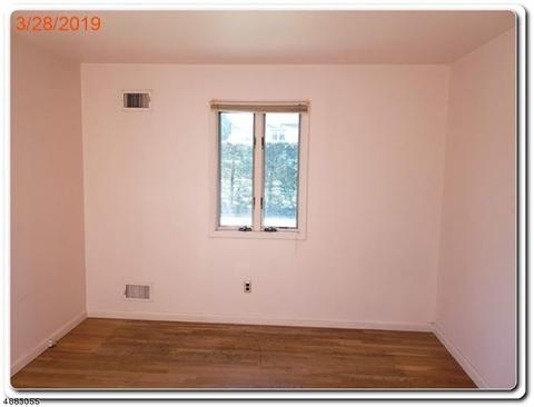818 Highland Ave, Paramus, NJ 07652 photo 20