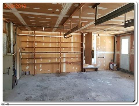818 Highland Ave, Paramus, NJ 07652 photo 25