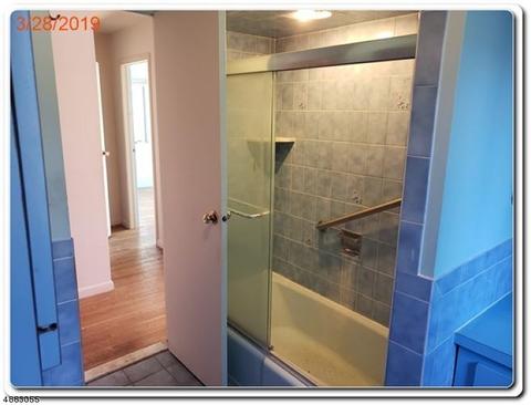 818 Highland Ave, Paramus, NJ 07652 photo 19