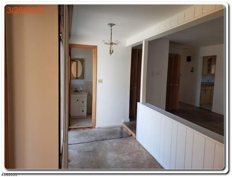 818 Highland Ave, Paramus, NJ 07652 photo 7