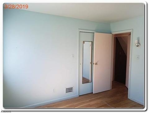 818 Highland Ave, Paramus, NJ 07652 photo 23