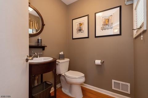 9 Maxwell Ct, Warren, NJ 07059 photo 22