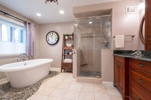 9 Maxwell Ct, Warren, NJ 07059 photo 15