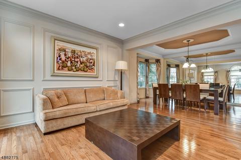 2 Sullivan Dr, Bernards, NJ 07920 photo 4