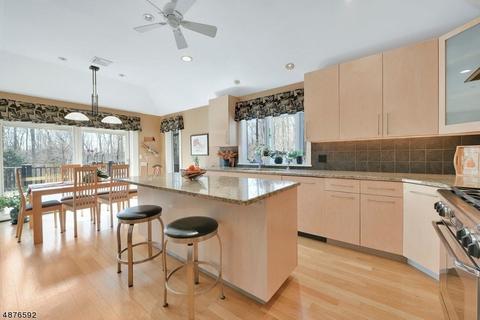 7 N Gate Rd, Mendham, NJ 07945 photo 5