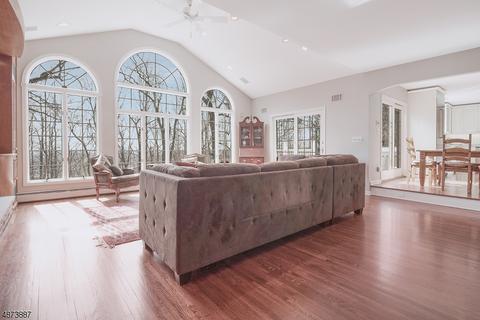 41 Gregory Ct, Berkeley Heights, NJ 07922 photo 8