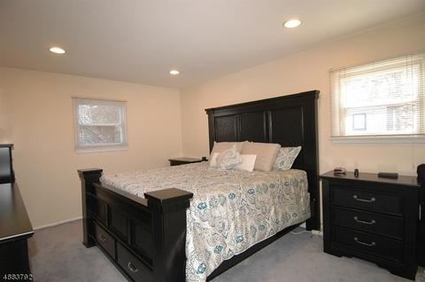 90 Highview Ter, Dover, NJ 07801 photo 12