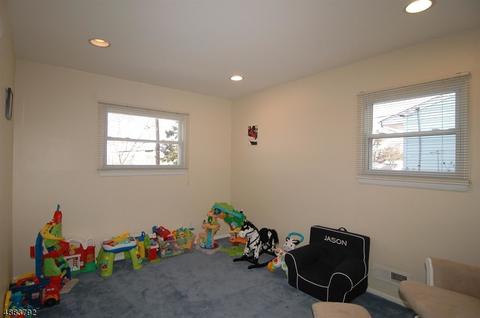 90 Highview Ter, Dover, NJ 07801 photo 16