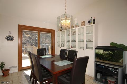 90 Highview Ter, Dover, NJ 07801 photo 7