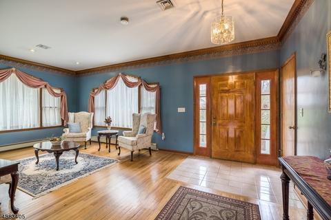 35 Makemoney Ave, Haskell, NJ 07420 photo 6