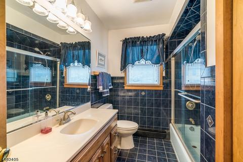 35 Makemoney Ave, Haskell, NJ 07420 photo 16