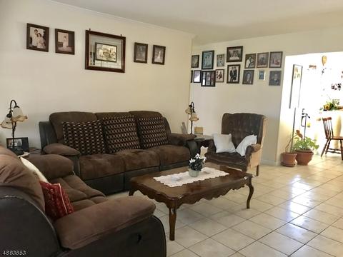 1122-1 A Valley Rd, Wayne, NJ 07470 photo 4